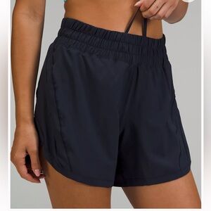 🚫SOLD🚫Lululemon Track That High-Rise Lined Short 5" True Navy Size 2